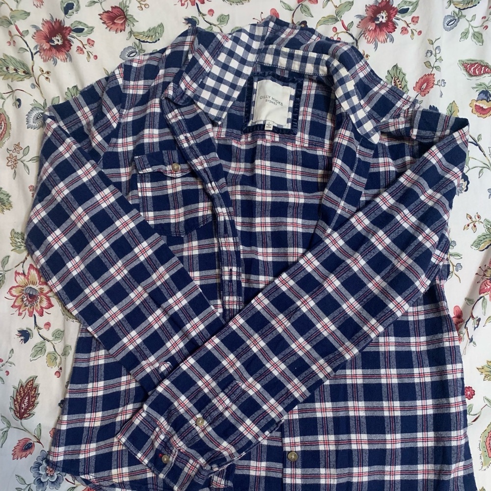 Gilly Hicks plaid top